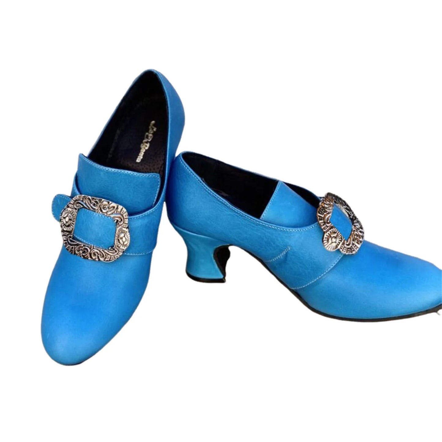 The Noble Step – Lady’s Heeled Slippers of the Hidden Court.