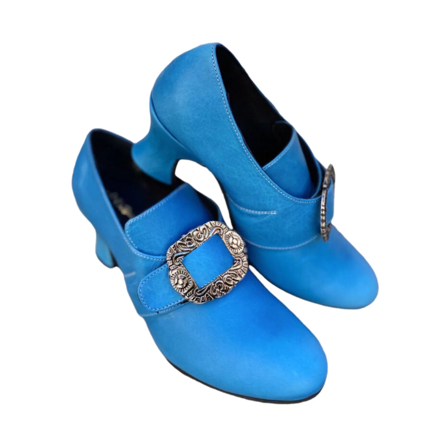 The Noble Step – Lady’s Heeled Slippers of the Hidden Court.