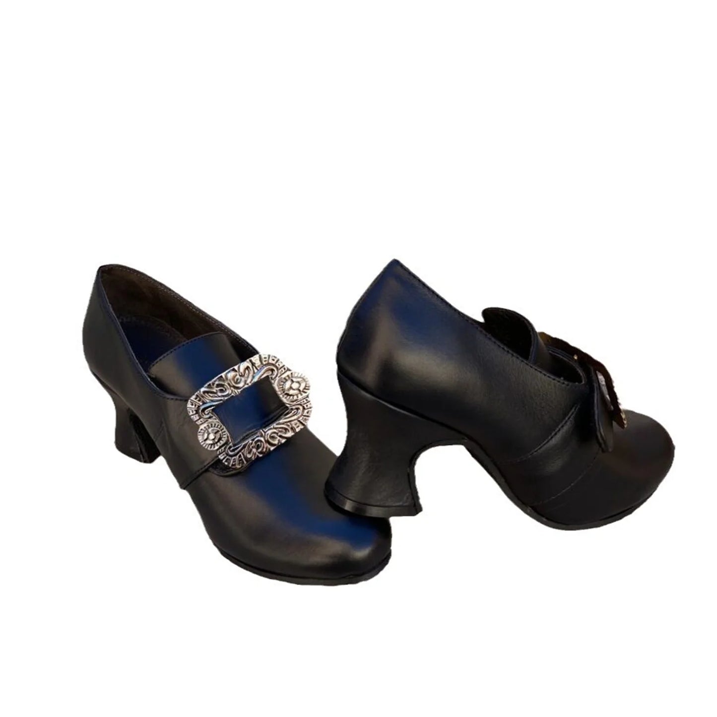The Noble Step – Lady’s Heeled Slippers of the Hidden Court.